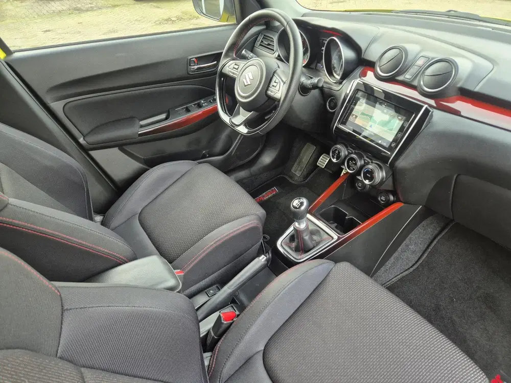 Suzuki Swift 1.4 Sport Smart Hybrid uit 2020, foto 9