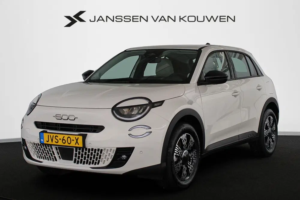 Fiat 600 1.2 Hybrid Icon Stoelverwarming Camera Key uit 2026