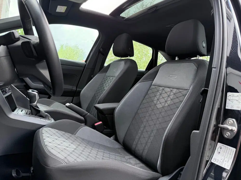Volkswagen Taigo 1.5 TSI R-Line Pano uit 2025, foto 11