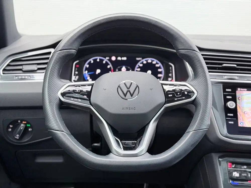 Volkswagen Tiguan 1.5 TSI R-Line Pano uit 2023, foto 13