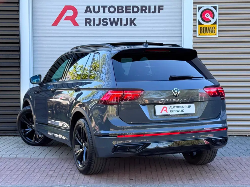Volkswagen Tiguan 1.5 TSI R-Line Pano uit 2023, foto 3
