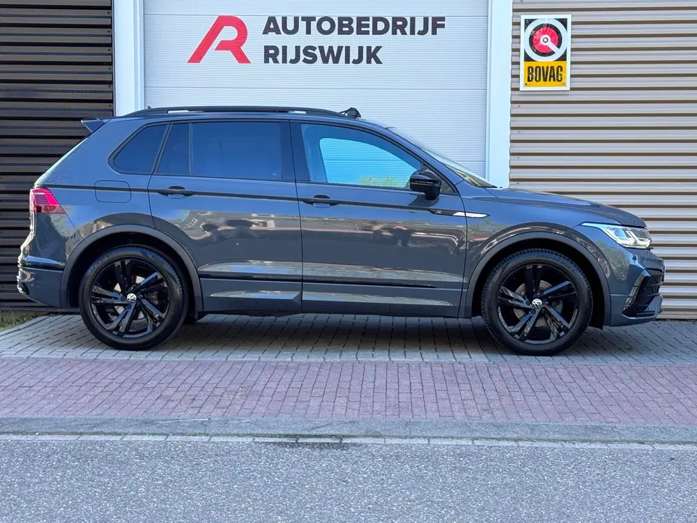 Volkswagen Tiguan 1.5 TSI R-Line Pano uit 2023, foto 5
