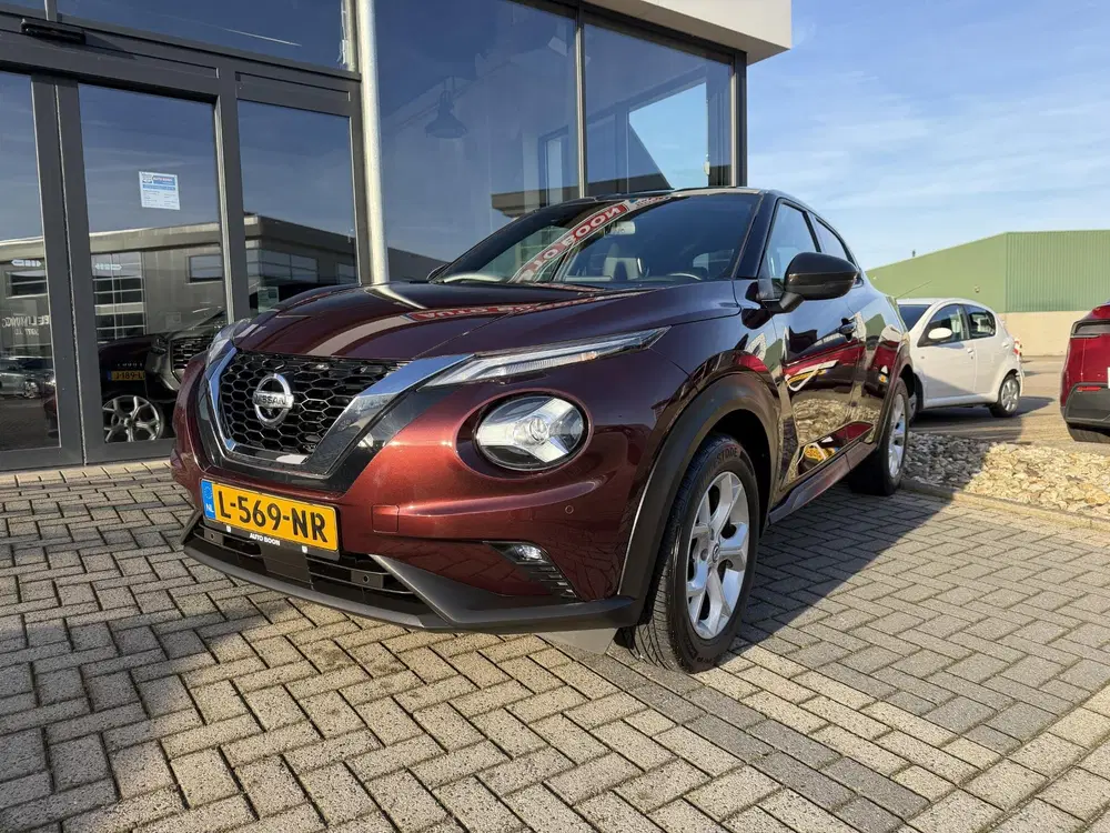 Nissan Juke 1.0 DIG-T 117PK TEKNA 2-TONE uit 2021, foto 2