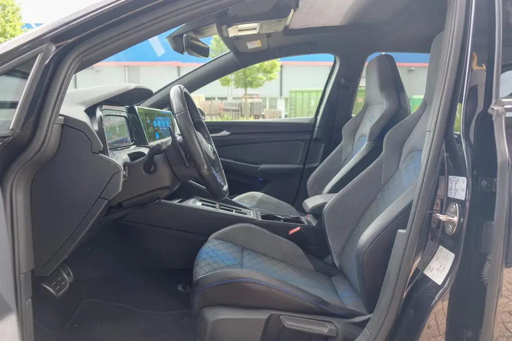 Volkswagen Golf R 2.0 TSI 320pk 8R 4Motion Performance Akr uit 2022, foto 10