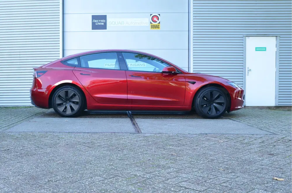 Tesla Model 3 Premium Long Range AWD 78 kWh Highland uit 2024, foto 7