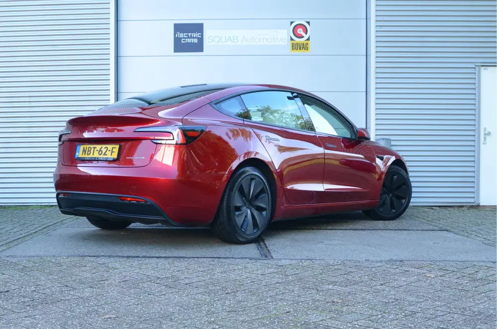 Tesla Model 3 Premium Long Range AWD 78 kWh Highland uit 2024, foto 8