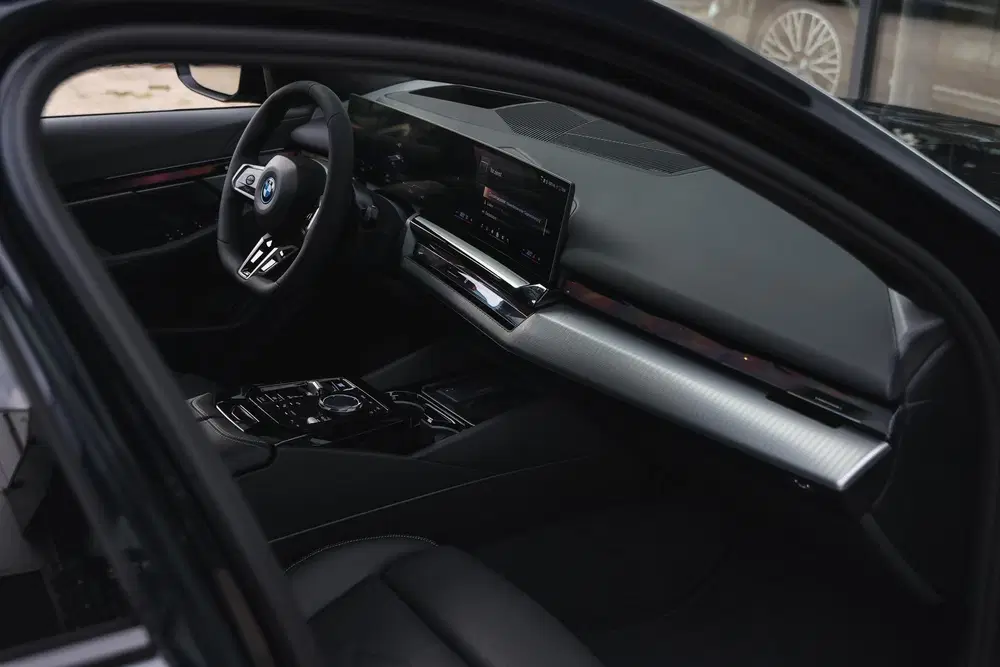 BMW i5 eDrive40 M Sport uit 2026, foto 9