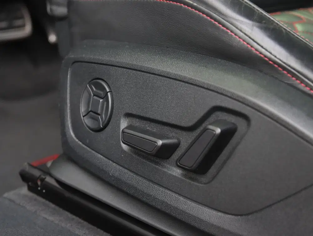 Audi RS Q3 2.5 TFSI 400PK uit 2021, foto 14