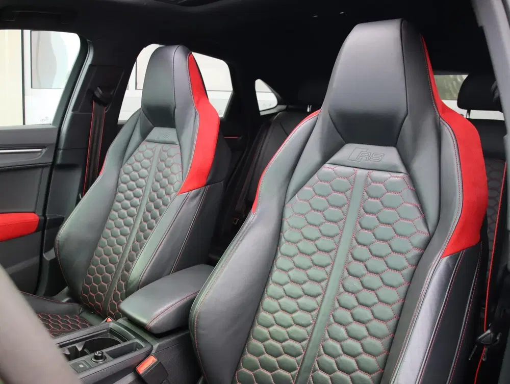 Audi RS Q3 2.5 TFSI 400PK uit 2021, foto 5