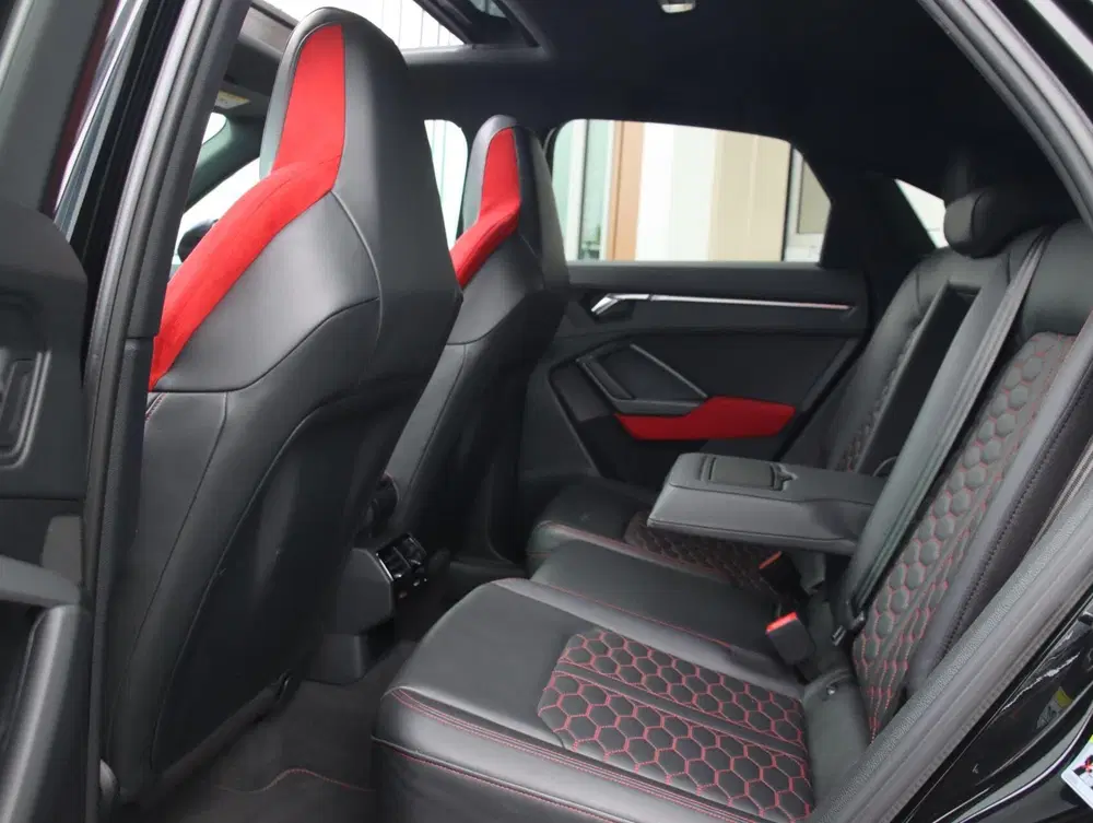 Audi RS Q3 2.5 TFSI 400PK uit 2021, foto 6