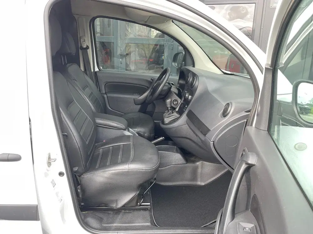 Mercedes-Benz Citan 108 CDI uit 2021, foto 15