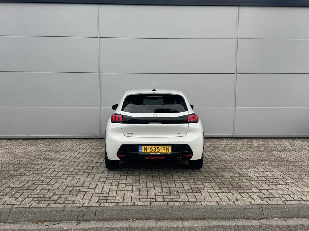 Peugeot 208 1.2 PureTech GT uit 2021, foto 5