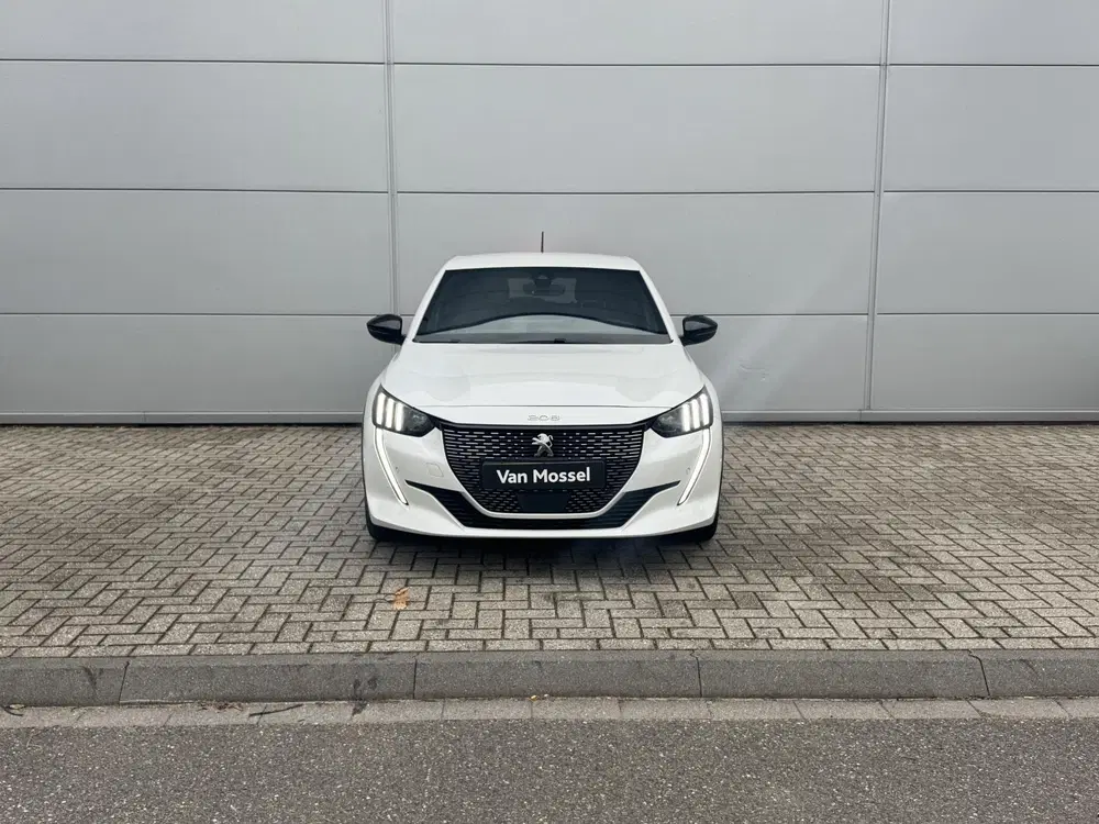 Peugeot 208 1.2 PureTech GT uit 2021, foto 9