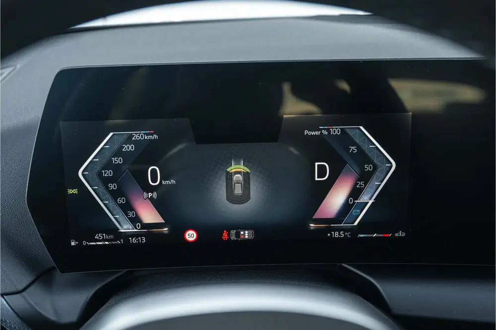BMW 1-serie 120 M Sport Automaat uit 2025, foto 11