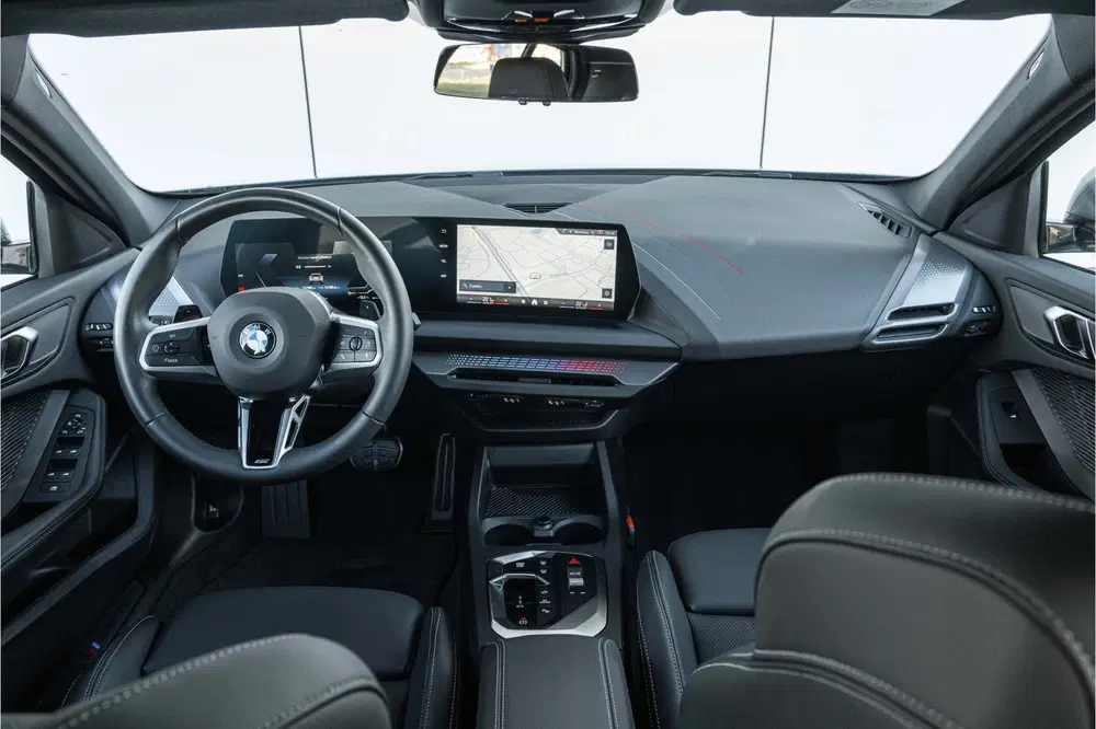 BMW 1-serie 120 M Sport Automaat uit 2025, foto 3