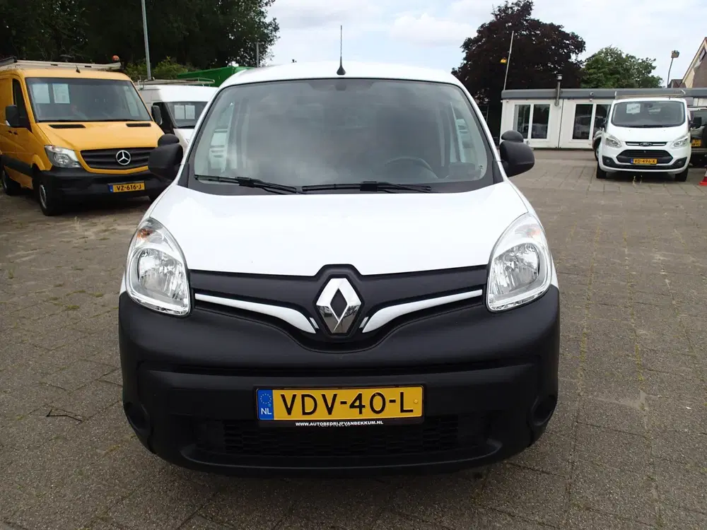 Renault Kangoo 1.5 Blue dCi 95 Comfort VOORZIEN VAN AIRCO uit 2020, foto 2