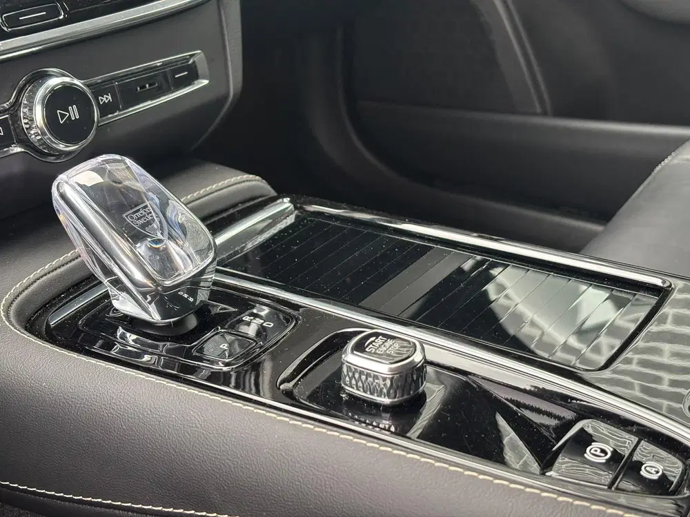 Volvo V90 2.0 T6 Plug-in hybrid AWD Plus Bright uit 2023, foto 8