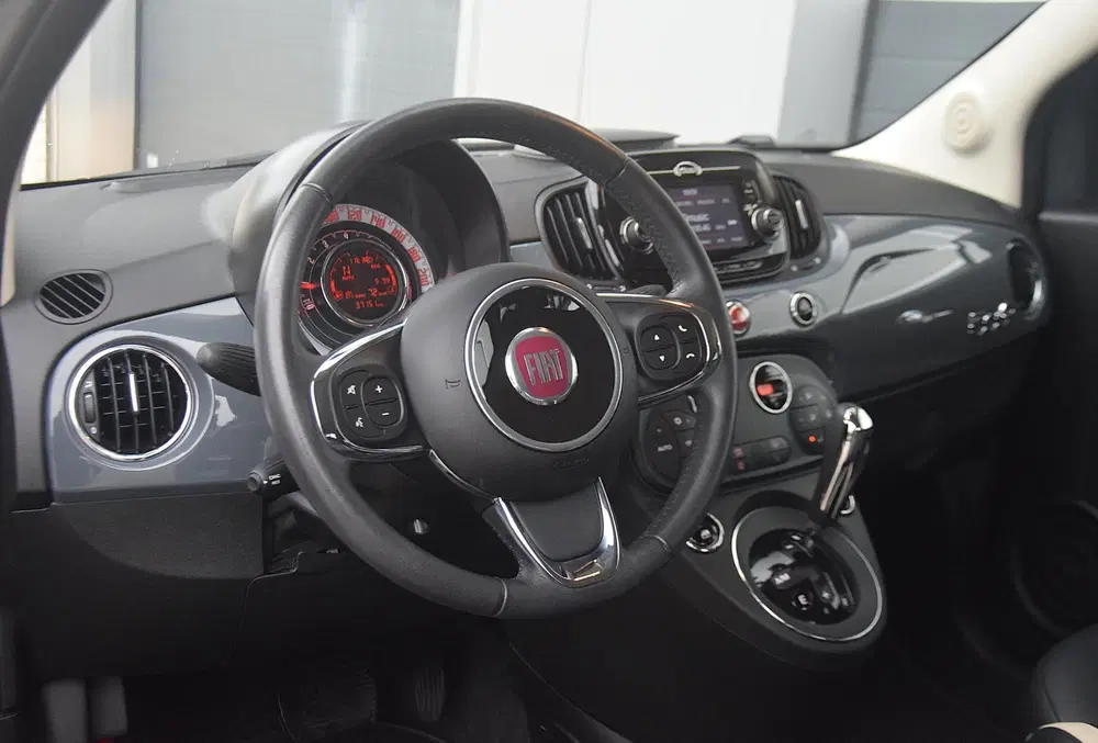 Fiat 500C 1.2 Lounge LEER uit 2019, foto 7