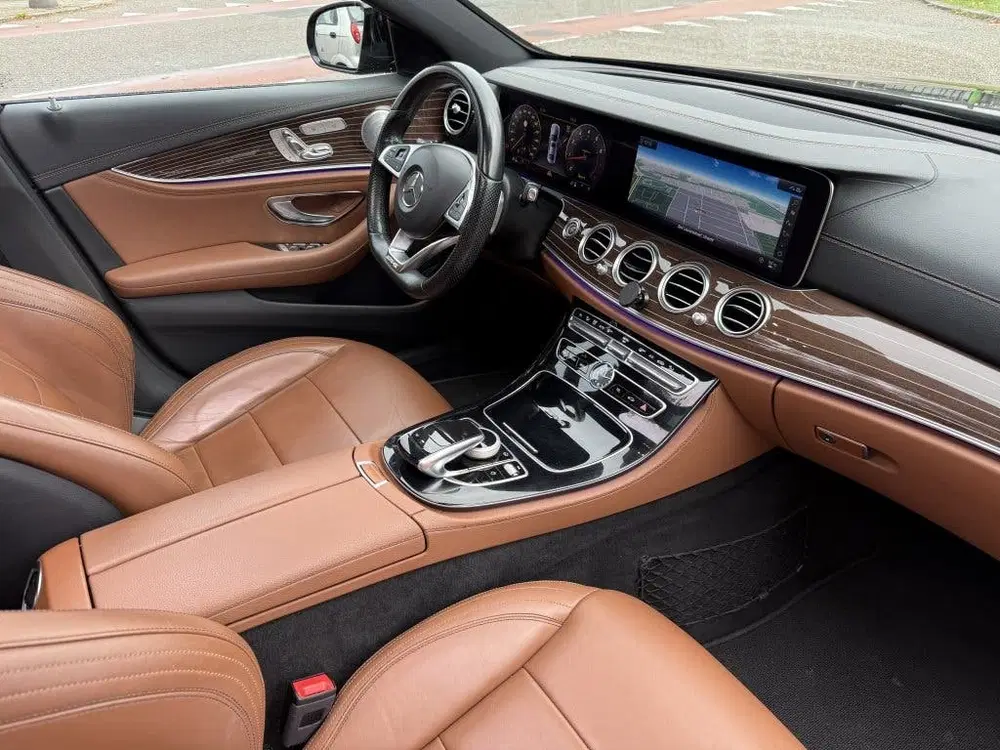 Mercedes-Benz E-Klasse 200 Premium Plus uit 2019, foto 12