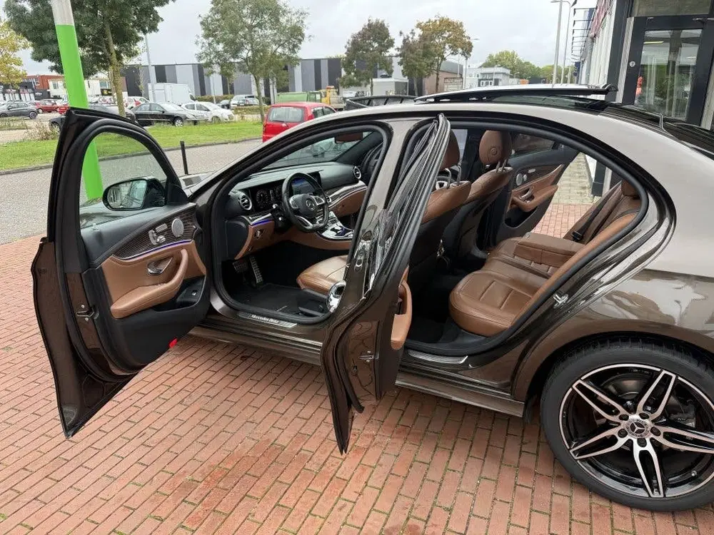 Mercedes-Benz E-Klasse 200 Premium Plus uit 2019, foto 14