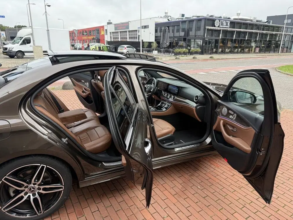 Mercedes-Benz E-Klasse 200 Premium Plus uit 2019, foto 15