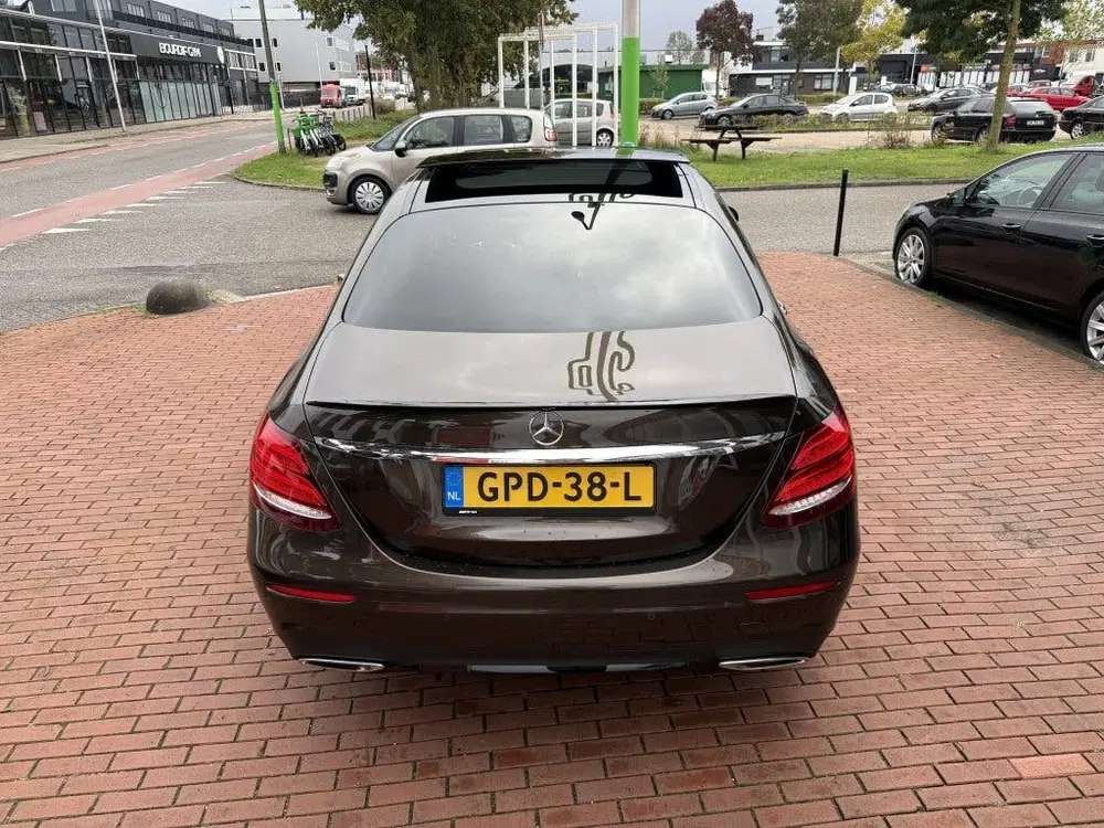Mercedes-Benz E-Klasse 200 Premium Plus uit 2019, foto 7