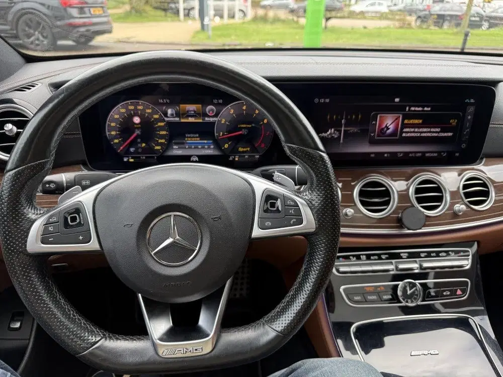 Mercedes-Benz E-Klasse 200 Premium Plus uit 2019, foto 8