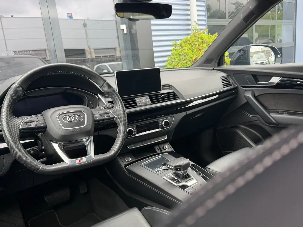 Audi Q5 55 TFSI e quattro Competition PANO uit 2020, foto 2