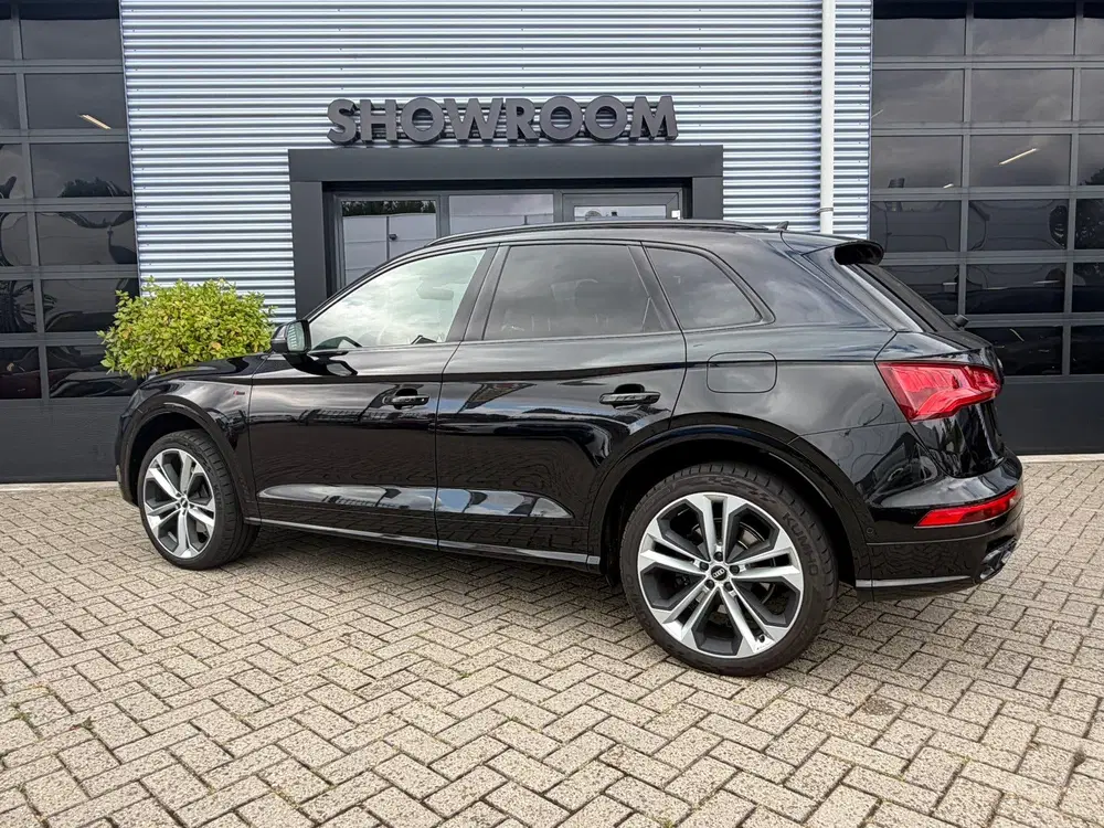Audi Q5 55 TFSI e quattro Competition PANO uit 2020, foto 5