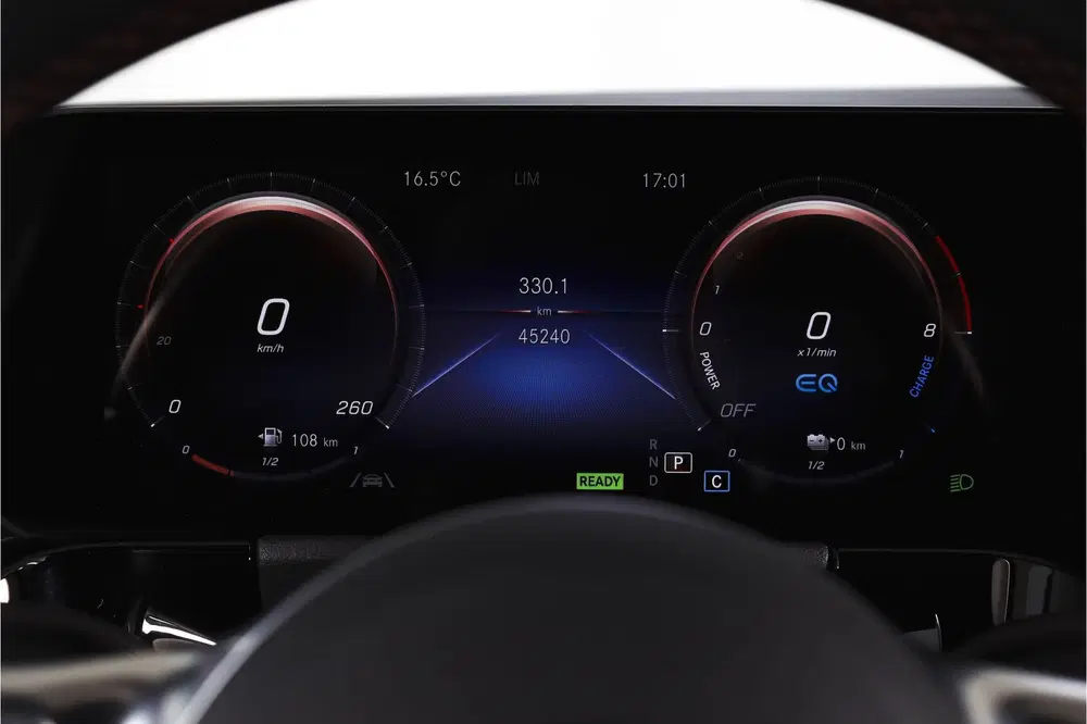 Mercedes-Benz B-Klasse 250 e AMG Line Hybride uit 2023, foto 4