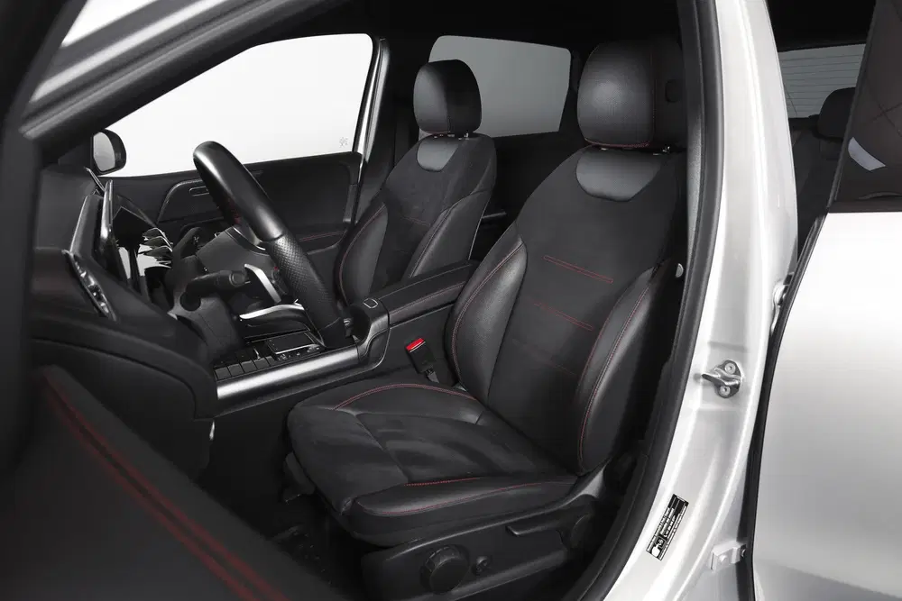 Mercedes-Benz B-Klasse 250 e AMG Line Hybride uit 2023, foto 6