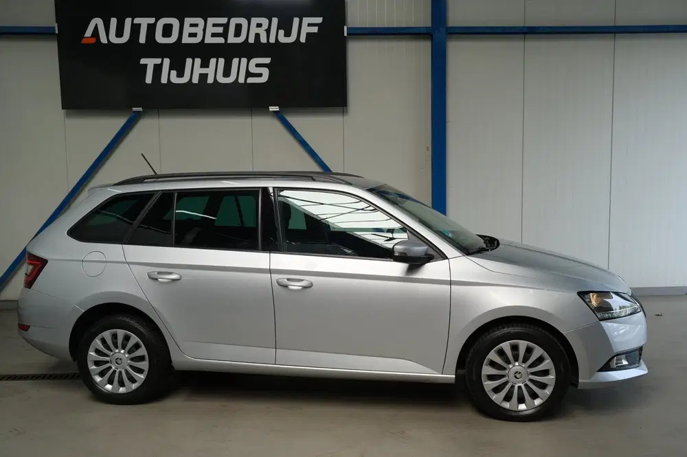 Skoda Fabia 1.0 TSI Ambition uit 2021, foto 2
