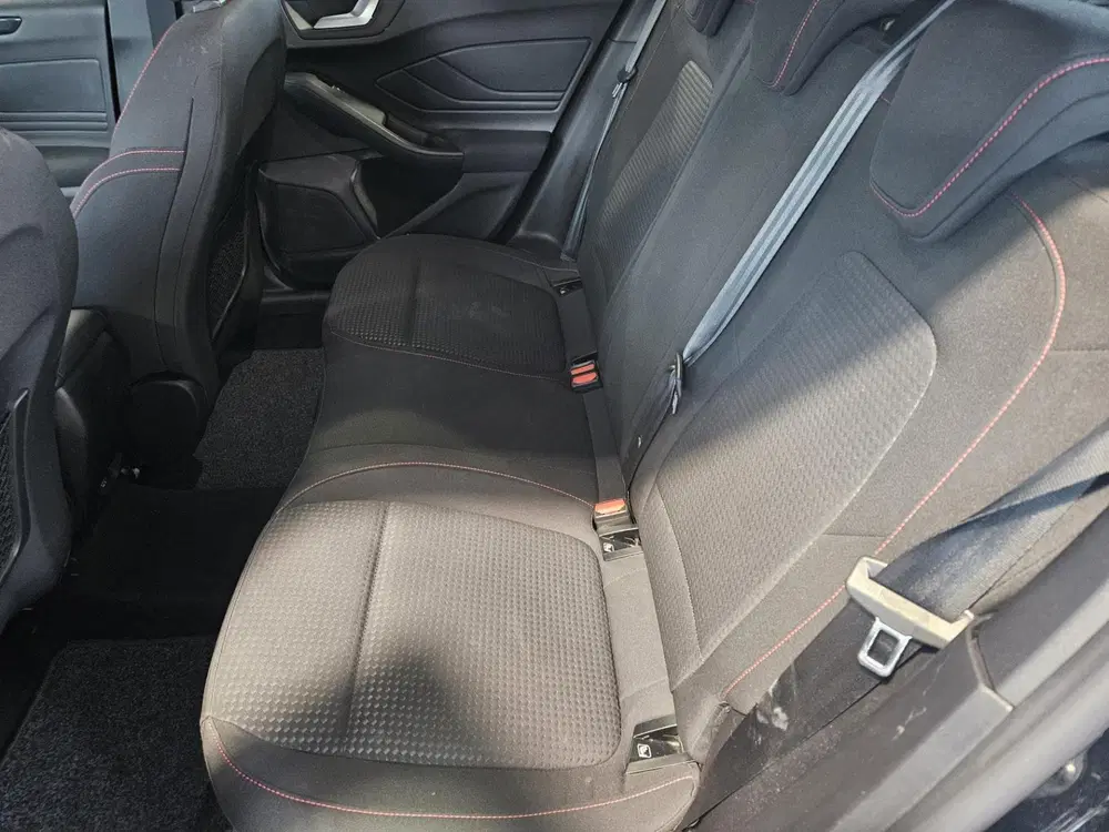 Ford Focus 1.0 EcoBoost ST Line Business uit 2020, foto 15
