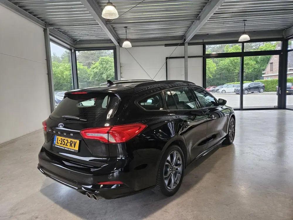 Ford Focus 1.0 EcoBoost ST Line Business uit 2020, foto 5