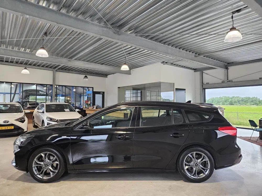 Ford Focus 1.0 EcoBoost ST Line Business uit 2020, foto 7