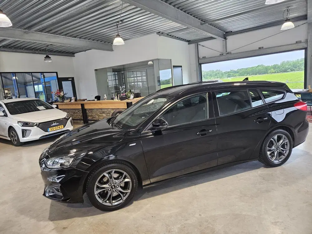 Ford Focus 1.0 EcoBoost ST Line Business uit 2020, foto 9