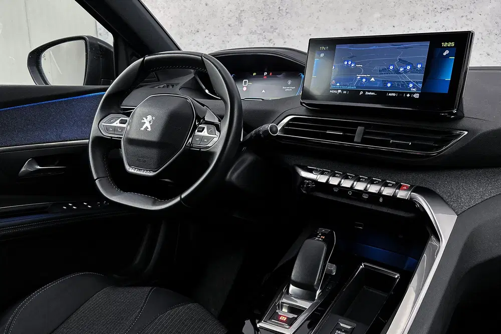 Peugeot 3008 uit 2023, foto 12