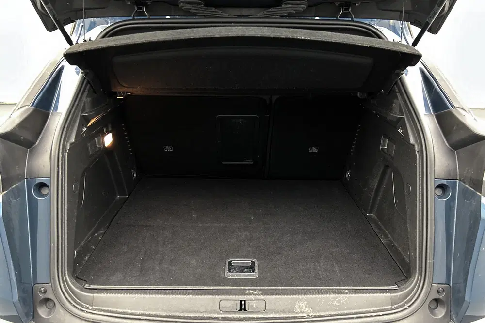 Peugeot 3008 uit 2023, foto 14