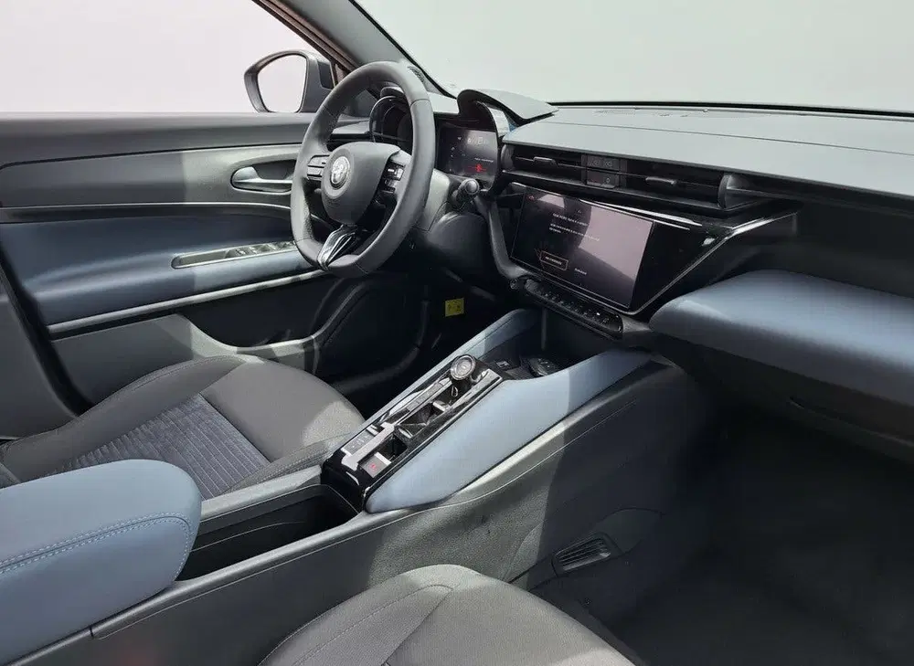 Alfa Romeo Junior Elettrica 54 kWh uit 2025, foto 6