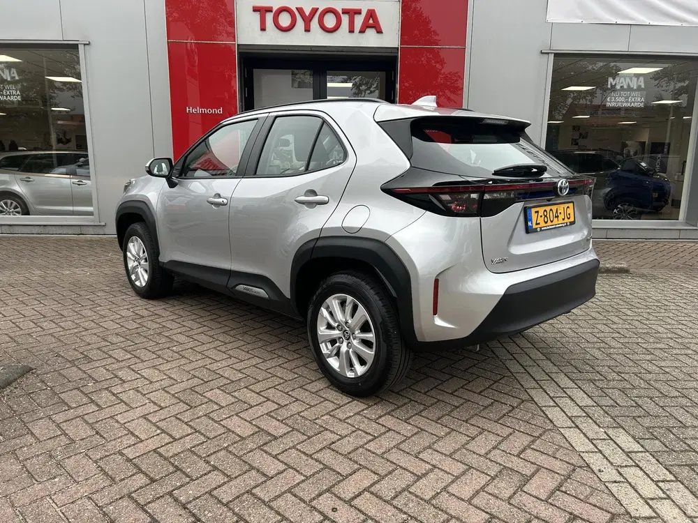Toyota Yaris Cross 1.5 Hybrid Active Automaat uit 2024, foto 3