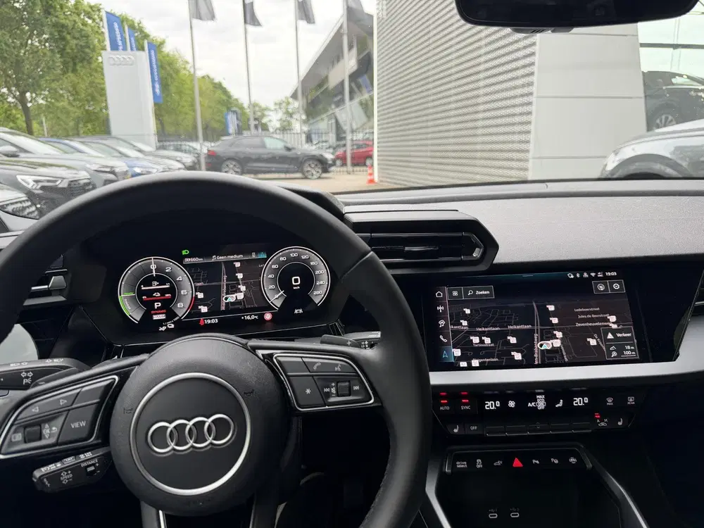 Audi A3 40 TFSI e Advanced edition uit 2025, foto 3