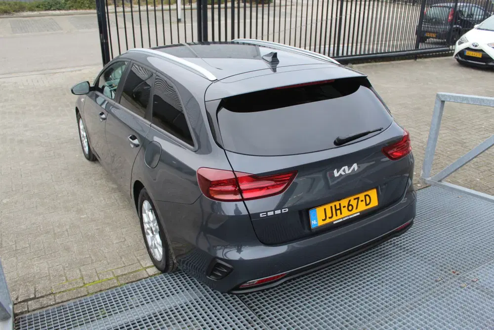 Kia Ceed 1.0 T-GDi DynamicPlusLine Stoelverwarmi uit 2022, foto 4