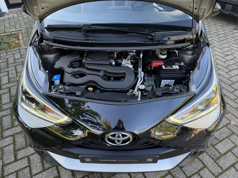Toyota Aygo 1.0 VVT-i x-play Automaat uit 2020, foto 10