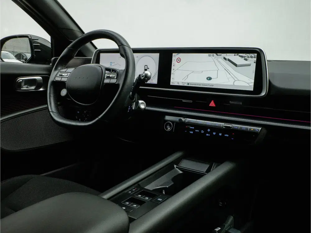 Hyundai IONIQ Connect 77.4 kWh SOH 100% Trekhaak uit 2023, foto 3