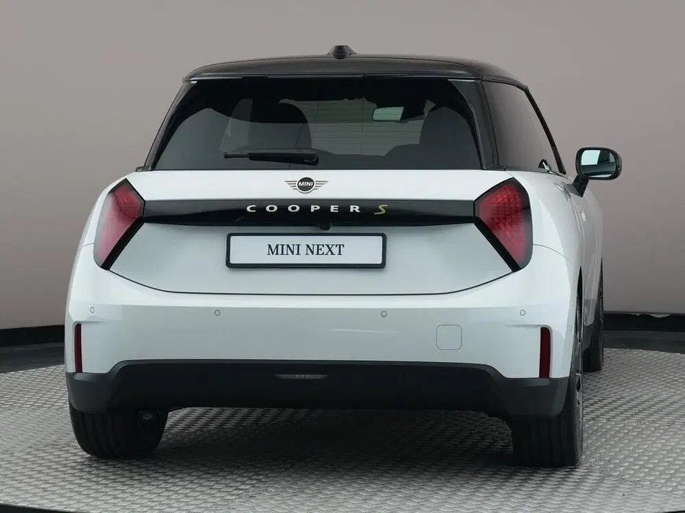 Mini Hatchback Cooper SE uit 2026, foto 6