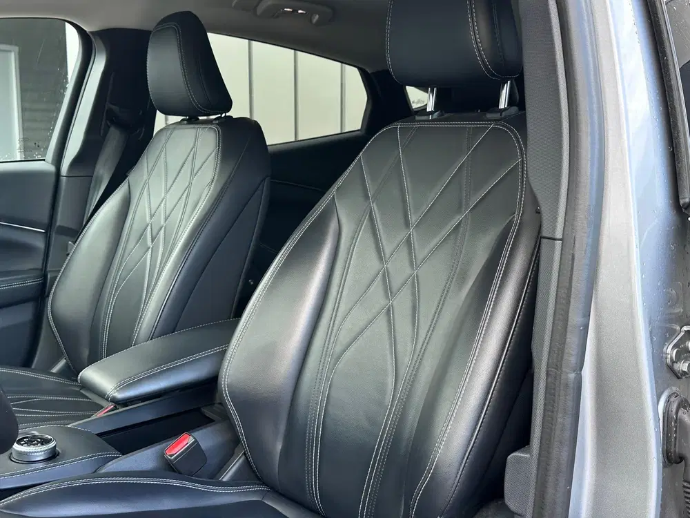 Ford Mustang Mach-E Extended RWD 98 kWh TREKHAAK B&O LEER DE uit 2021, foto 11