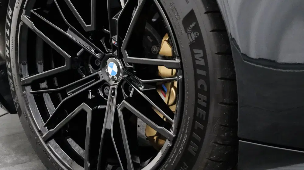 BMW M5 Sedan uit 2025, foto 7