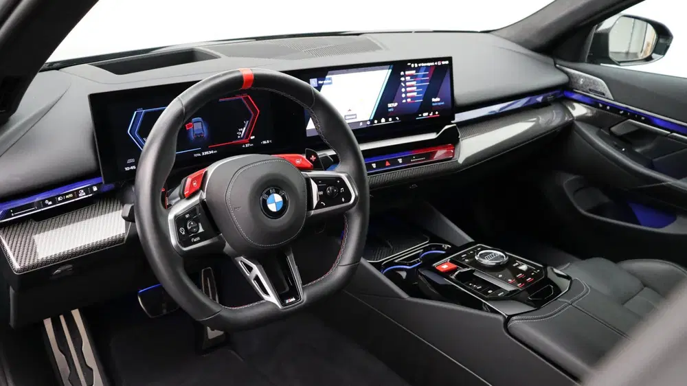 BMW M5 Sedan uit 2025, foto 9