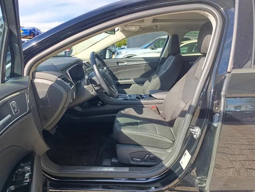 Ford Mondeo 2.0 IVCT HEV Titanium uit 2020, foto 14