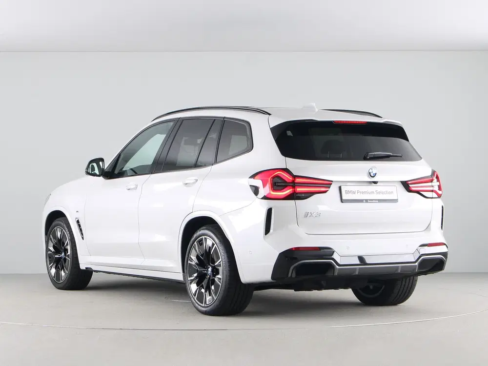 BMW iX3 80 kWh High Executive M-Sport (bj 2024 uit 2024, foto 11